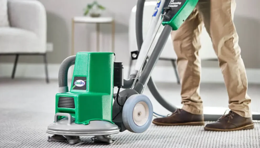 Carpet Cleaning Services: Our Recommendations for Small Apartments